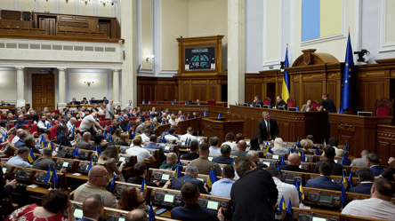 Нардепи продовжили термін дії загальної мобілізації - 290x160