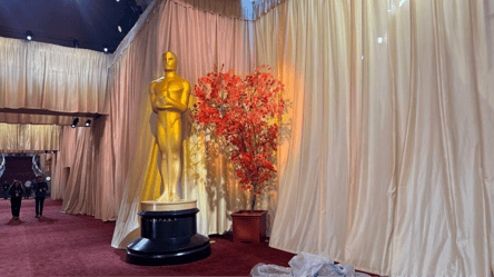 У Лос-Анджелесі демонтують червону доріжку після церемонії "Оскар" - 285x160