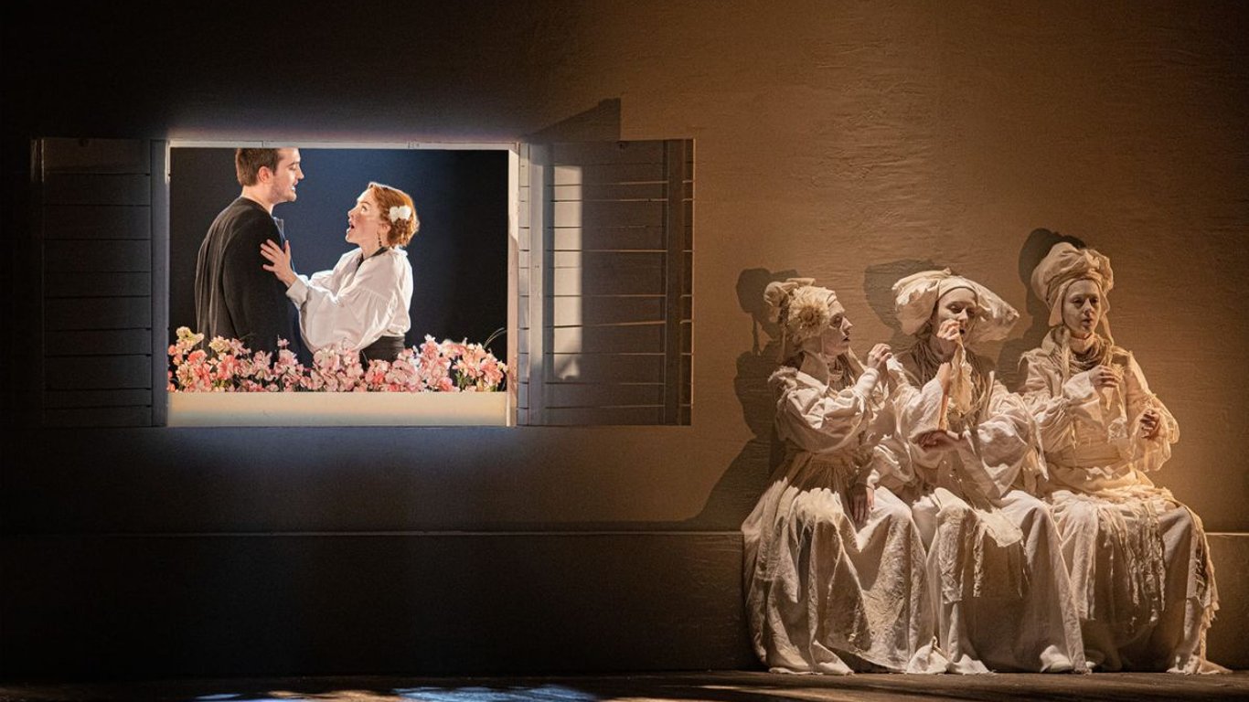 Минимальная и максимальная цена билетов на сверхпопулярный спектакль "Конотопская ведьма"