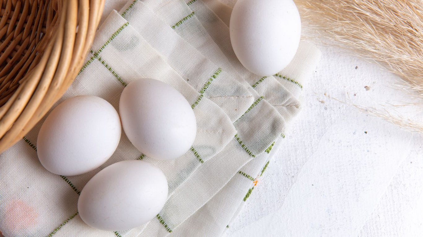 скільки зберігати яйця у холодильнику