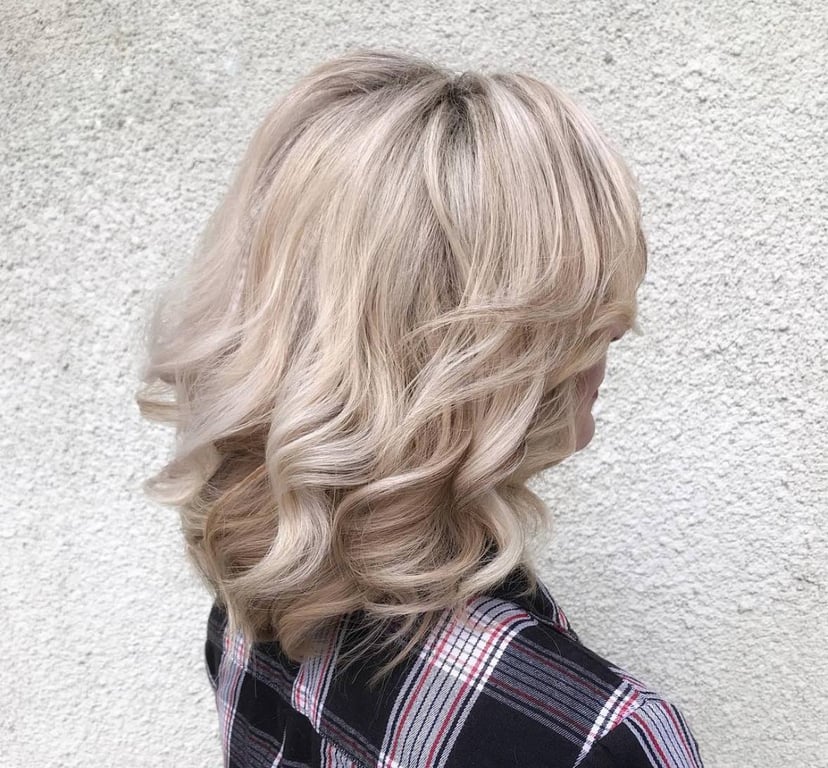 Локони завжди мають розкішний вигляд