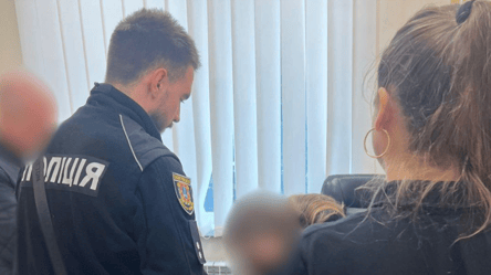 Бухгалтерка лікарні в Одесі переплатила за обладнання — деталі - 285x160