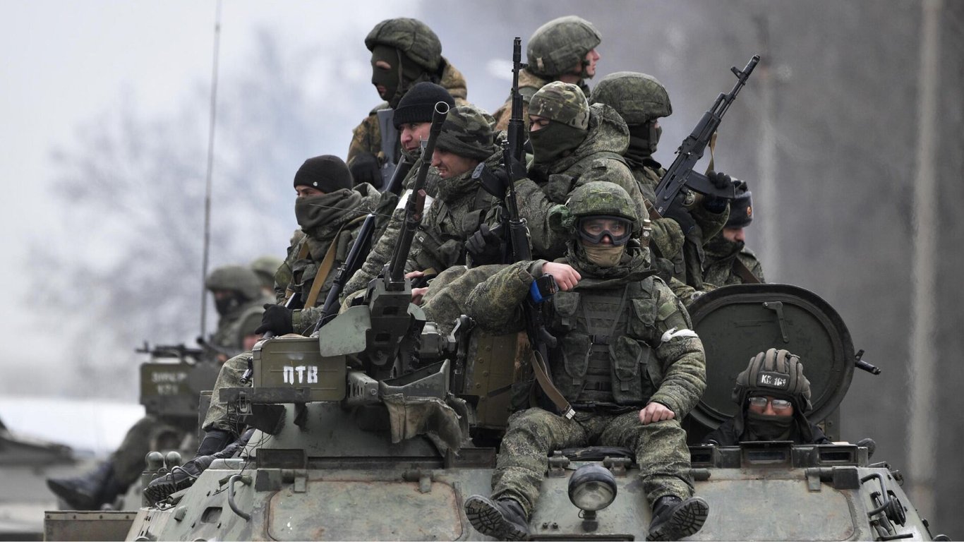 Російські війська з початку 2023 року воюють в умовах економії боєприпасів