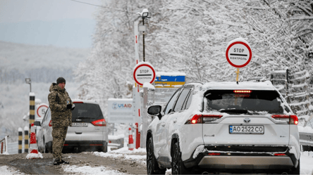 На одном из пунктов пропуска временно ограничивают движение автомобилей - 285x160