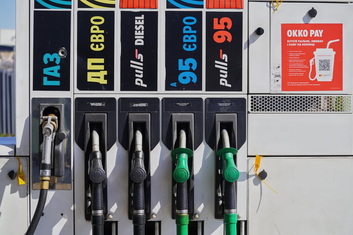 Цены на бензин и ДТ в Украине по состоянию на 30 ноября