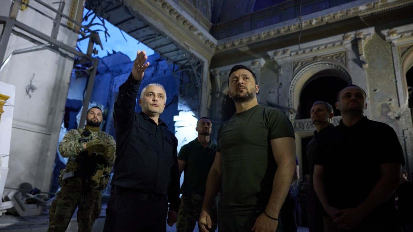 Зеленский оценил масштабы разрушений Спасо-Преображенского собора в Одессе