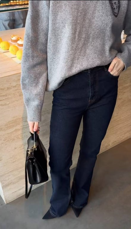 Джинси-кльош набирає ще популярності у 2025 році