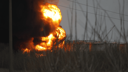 СОУ нанесли удары по стратегическим объектам ВПК и НПЗ России - 290x166