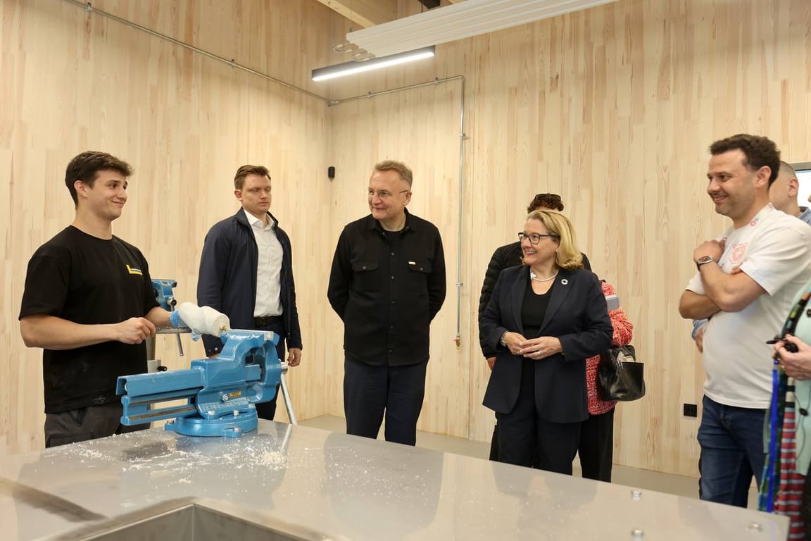 центр протезування