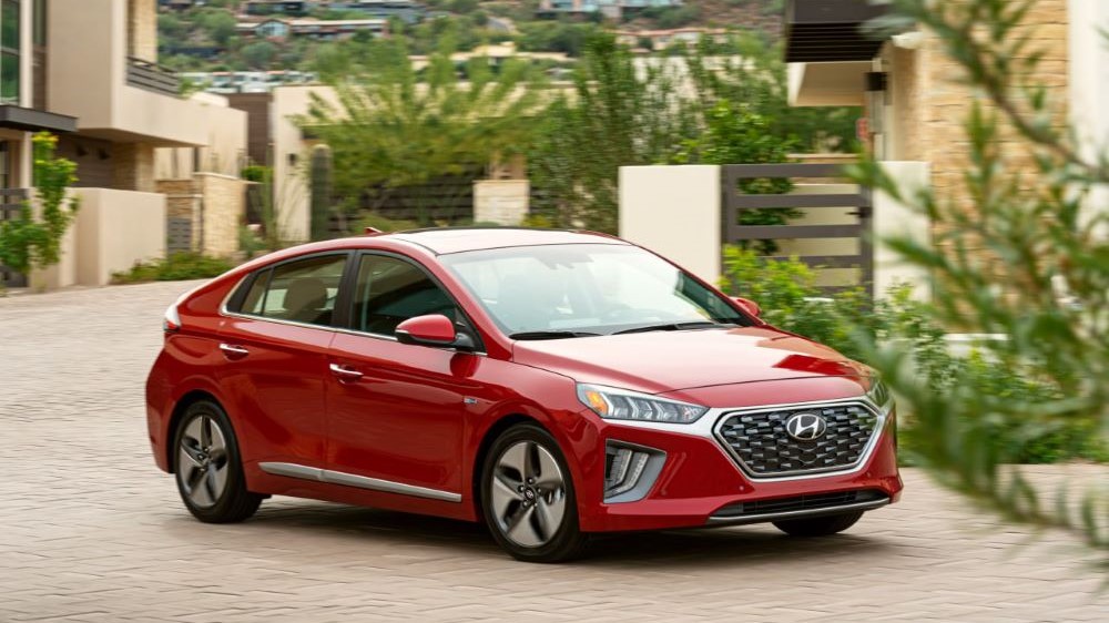 ТОП-3 марки автомобилей с самым экономным расходом бензина - фото 3