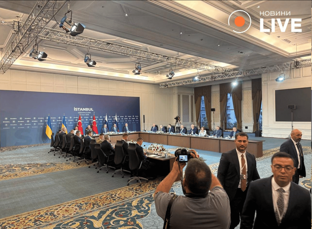 У Стамбулі почався новий раунд переговорів між Україною та РФ - фото 1