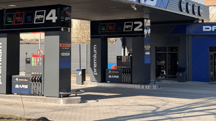 У Києві впали ціни на бензин А-95 та автомобільний газ - 290x166