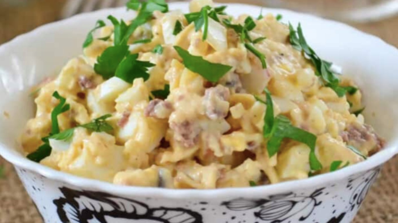 рецепт салату з печінкою тріски