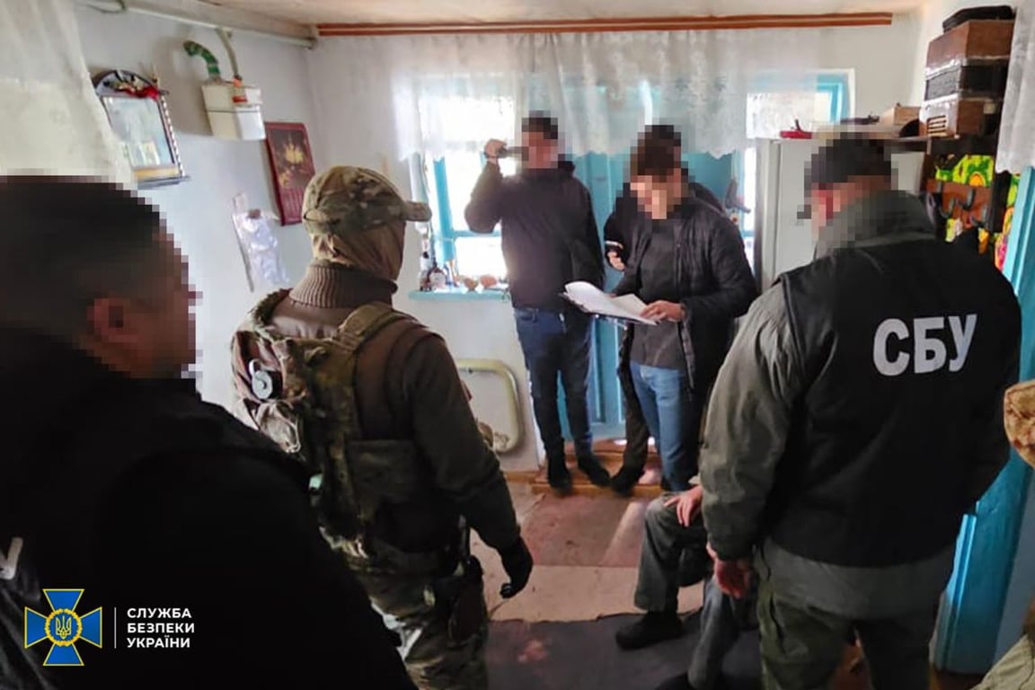 Сотрудники СБУ в доме российского агента в Винницкой области