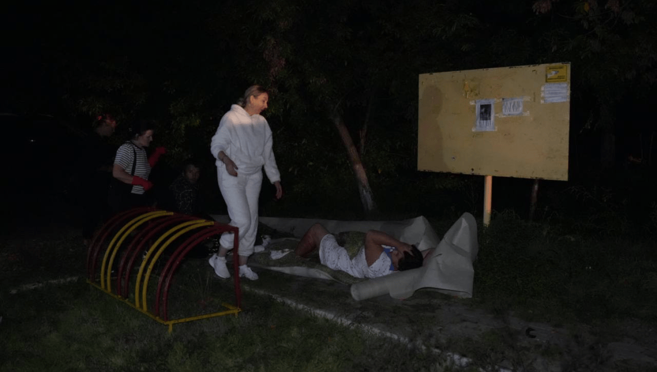 Російський удар по Одещині — загинули люди, пошкоджений будинок, фото - фото 1