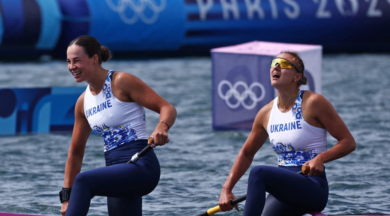 Людмила Лузан та Анастасія Рибачок