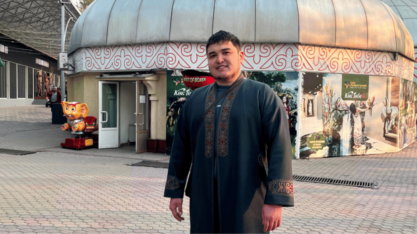 Скандальний комік Азамат Мусагалієв: у Казахстані скасували концерт Камизяки