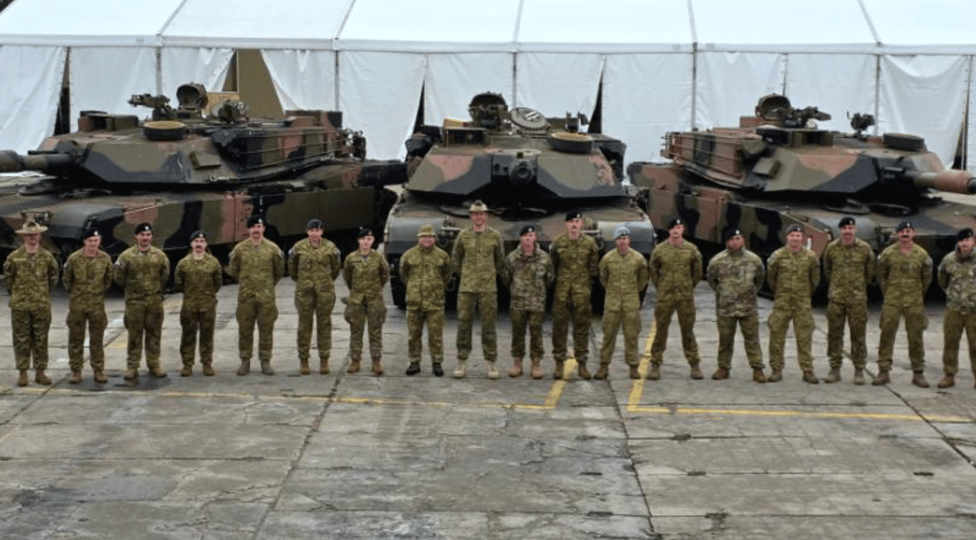 Австралія секретно передала Україні танки Abrams — яку кількість - фото 1