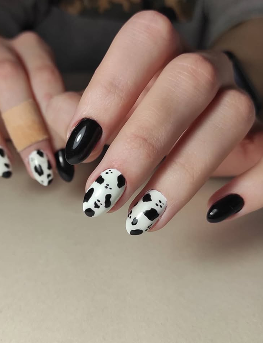 Fresh Black Nail Designs