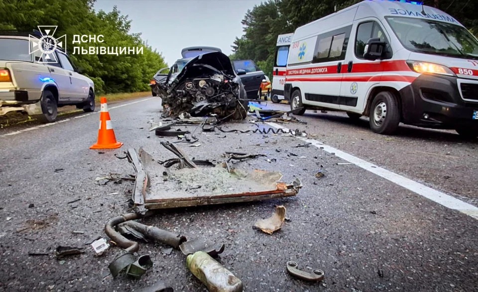 На трасі біля Львова ДТП з автобусом — що відомо про постраждалих - фото 2