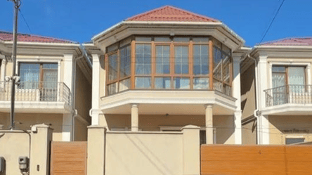 Відразу три будинки на одній території — вартість в Одесі - 285x160