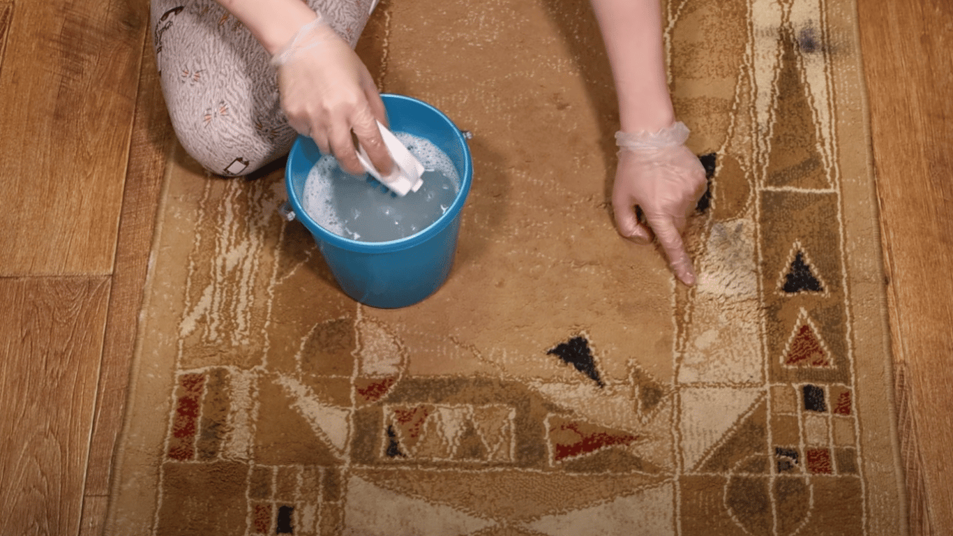 Як почистити килим в домашніх умовах – не треба знімати з підлоги