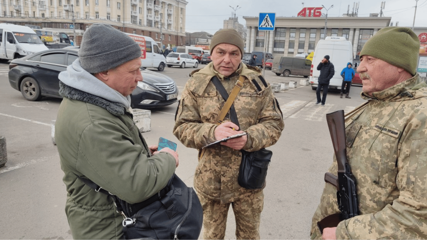 Незаконні дії ТЦК — що не мають права робити та як діяти