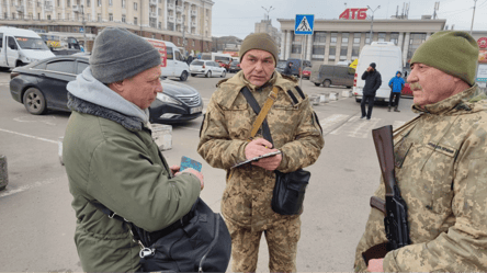 Эти действия незаконны — что не имеют права делать работники ТЦК - 285x160