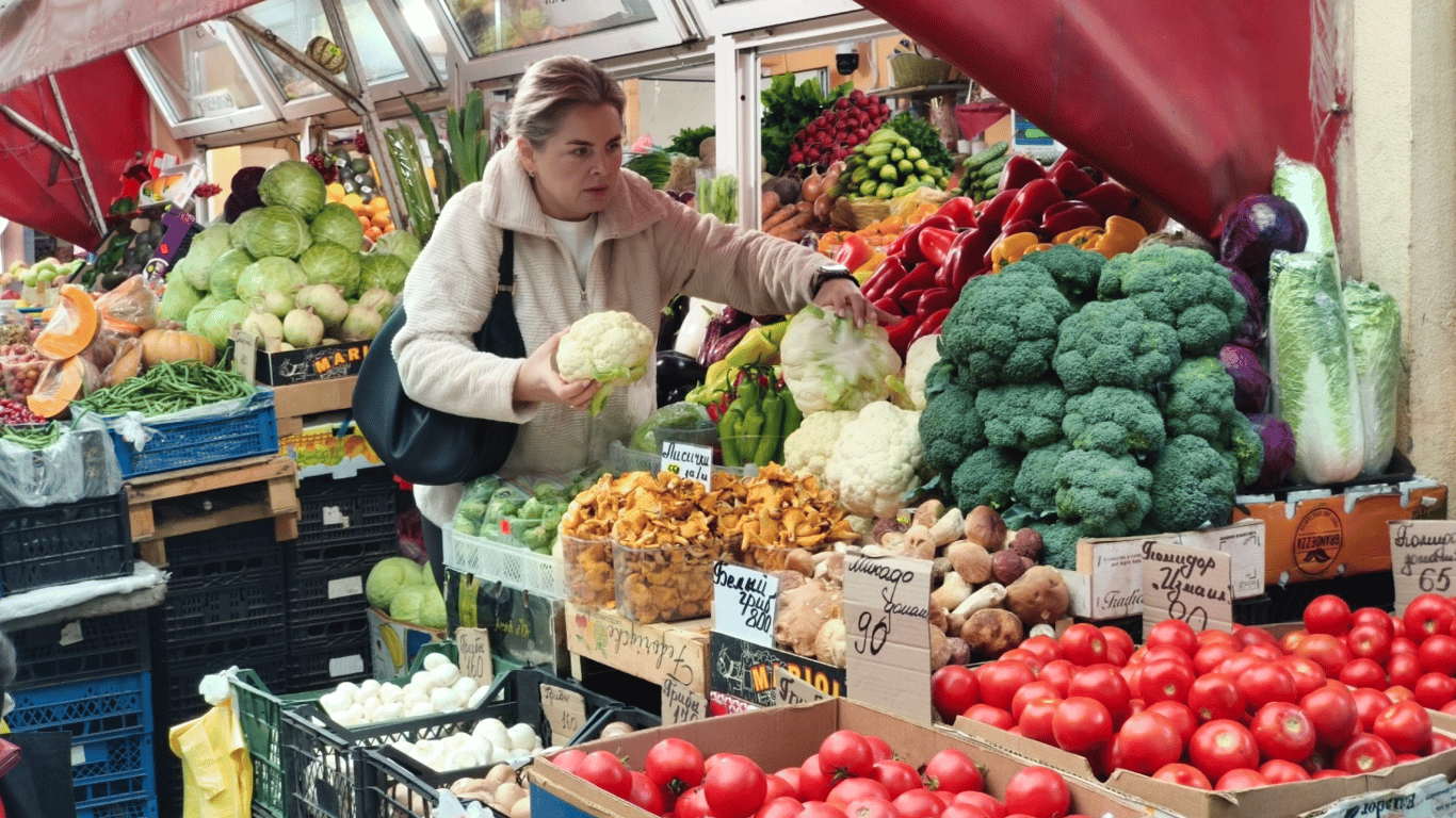 Ціни на ринках пішли вгору: вартість продуктового кошика в Одесі