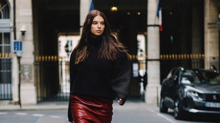 Жена Усика появилась на церемонии в прозрачном платье — фото - 285x160