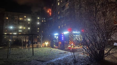 У Запоріжжі масові пожежі та руйнування від ударів Росії - 304x171