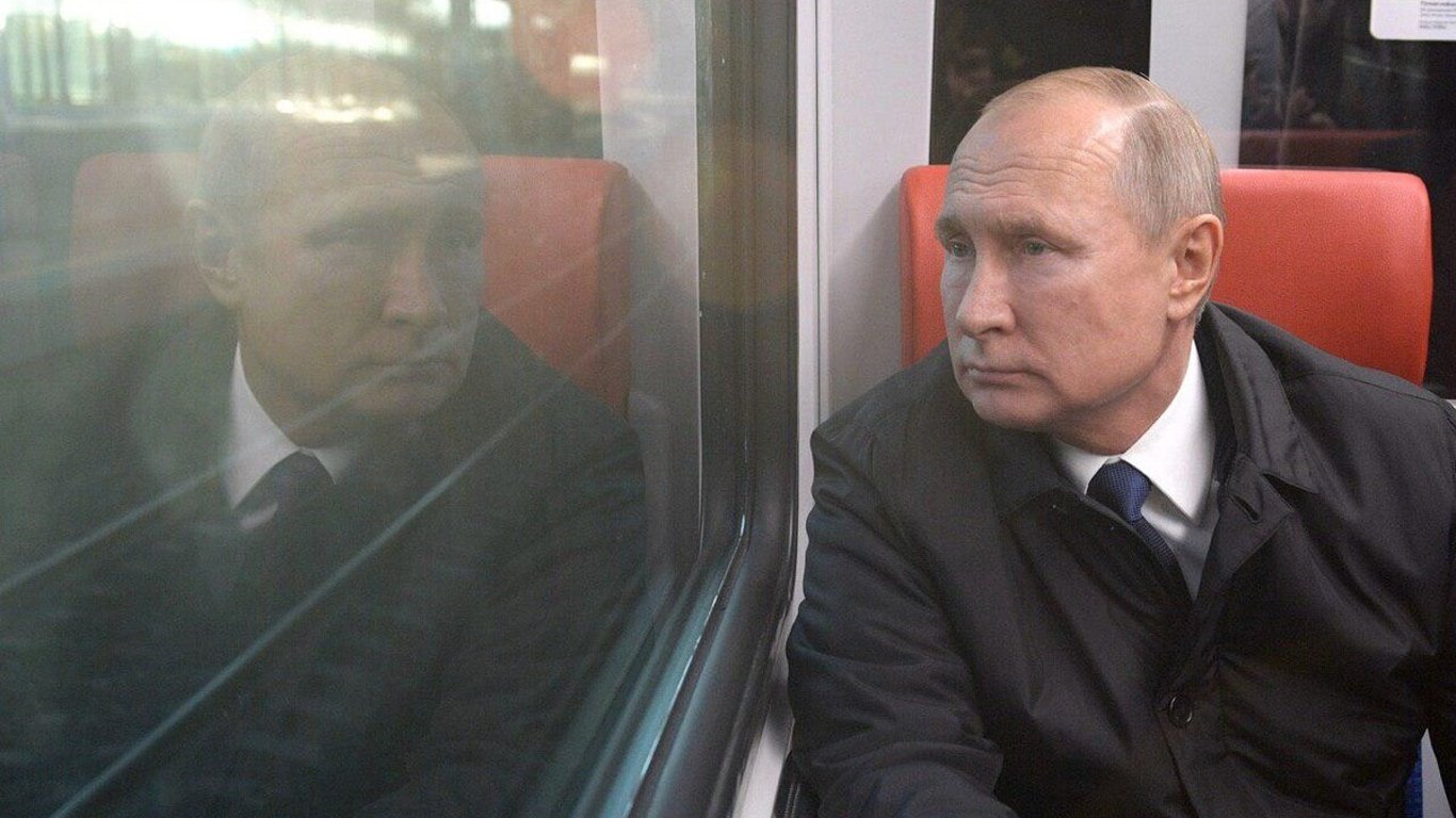 Путин в депрессии и не хочет ни с кем контактировать