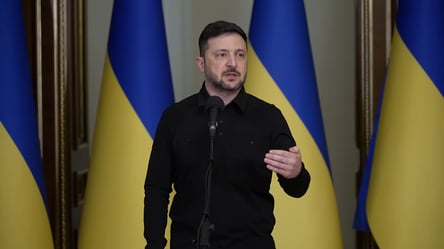 Зеленський привітав українців із Днем Конституції - 304x171