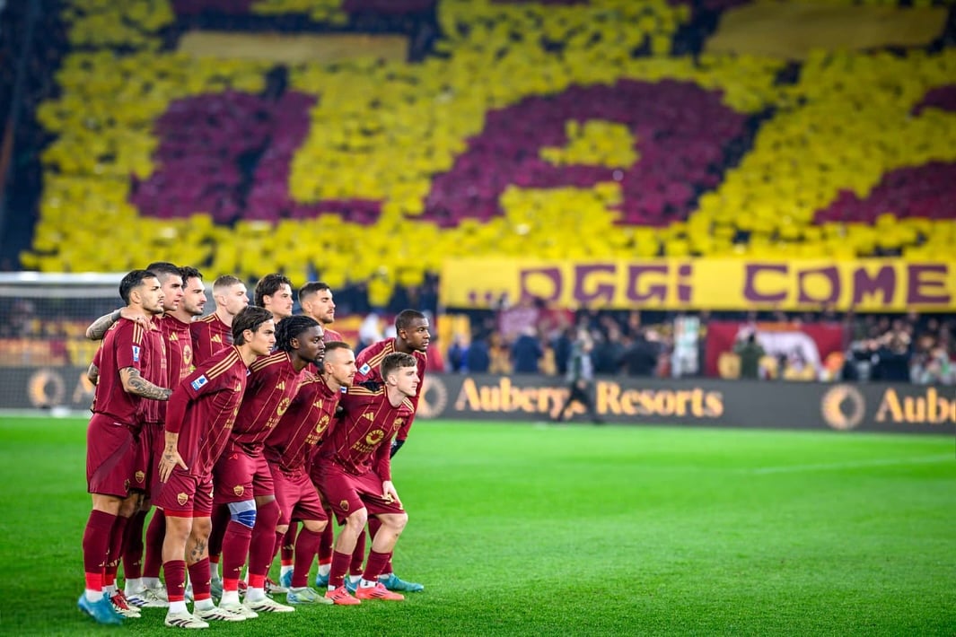 Гравці Роми перед матчем