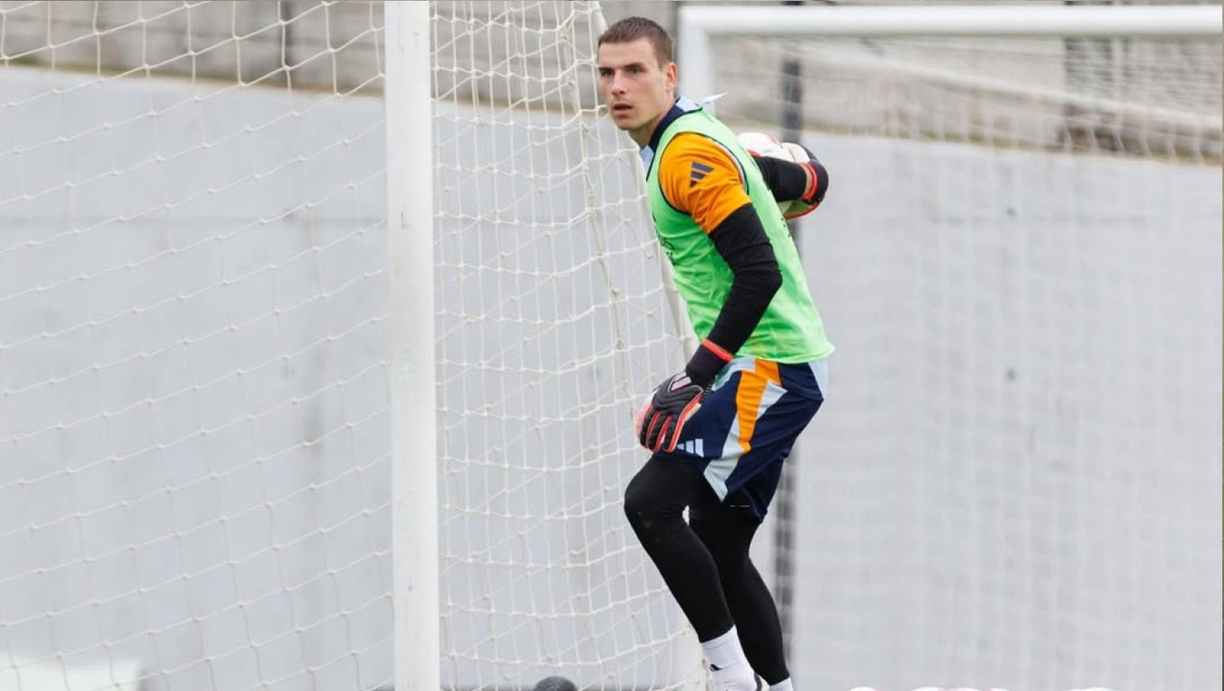 Андрей Лунин