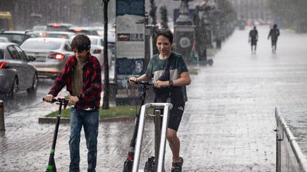 В некоторых областях будет бушевать непогода — какую погоду обещают синоптики в Украине сегодня - 285x160