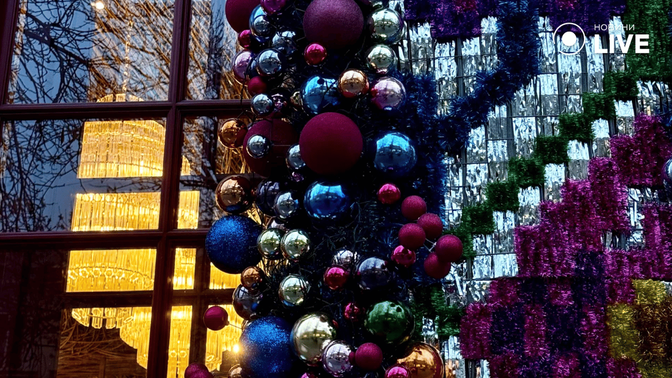 Прикрашений фасад