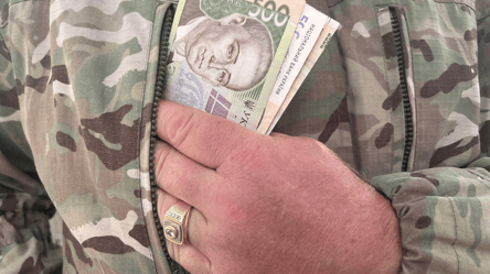 Ветераны могут получить до 20 000 грн: как оформить компенсацию - 285x160
