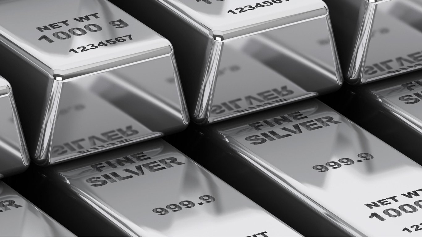 Ціна на срібло — скільки коштуватиме у 2023-му