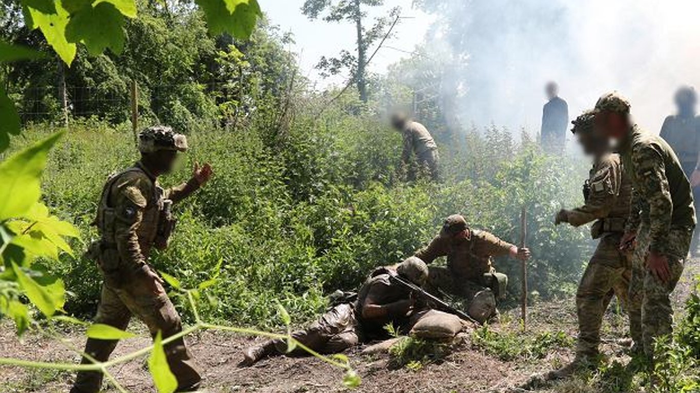 Окупанти безуспішно наступають на трьох напрямках, — зведення Генштабу