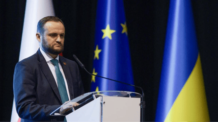 Украина подпишет более 30 соглашений: Кулеба на конференции в Польше - 290x160