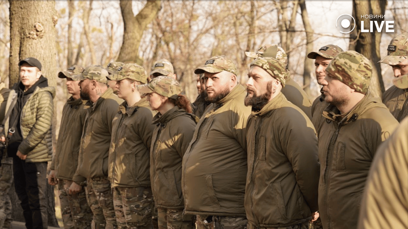 У Києві вшанували Героя України Дмитра Коцюбайла Да Вінчі