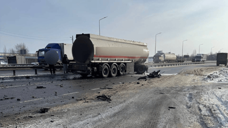 Під Києвом сталась смертельна ДТП — рух обмежено - 285x160