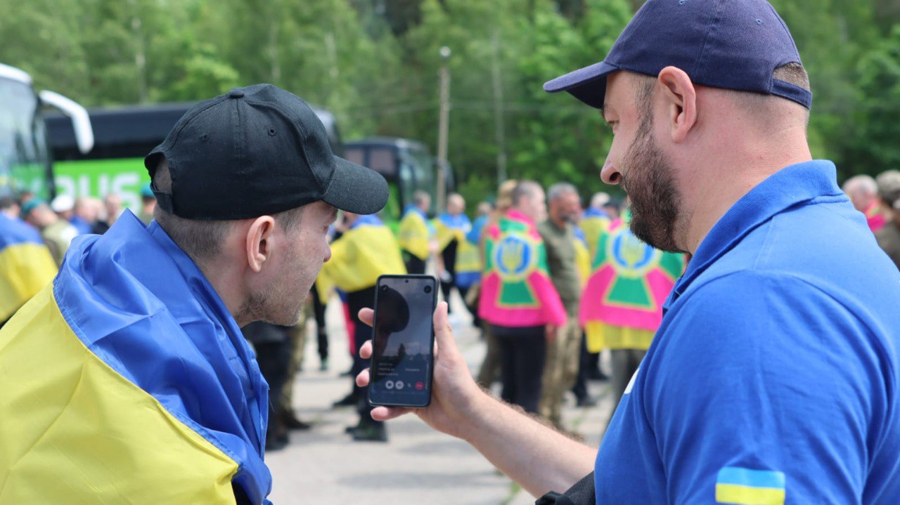 Українські воїни, яких повернули з полону 12 червня