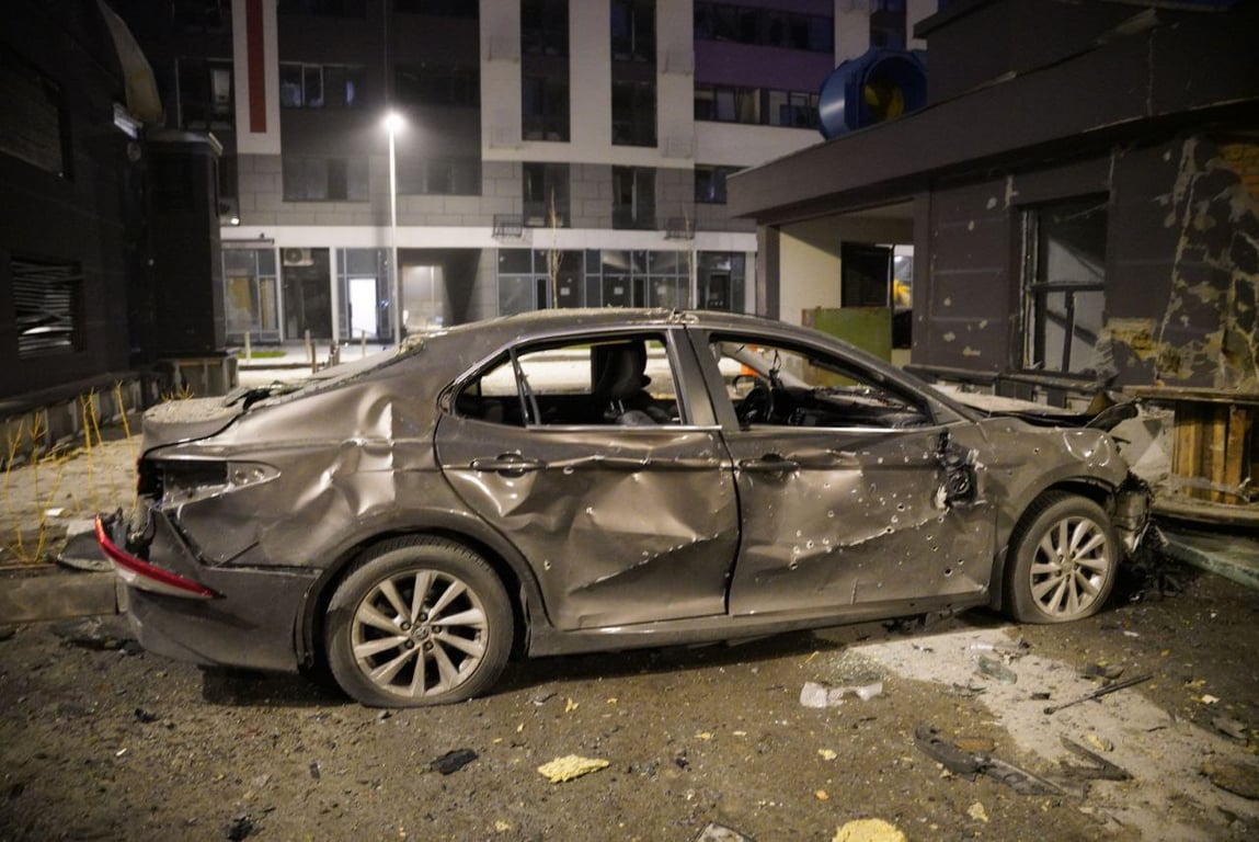 У Києві масштабні руйнування після обстрілу — деталі від Кличка - фото 3