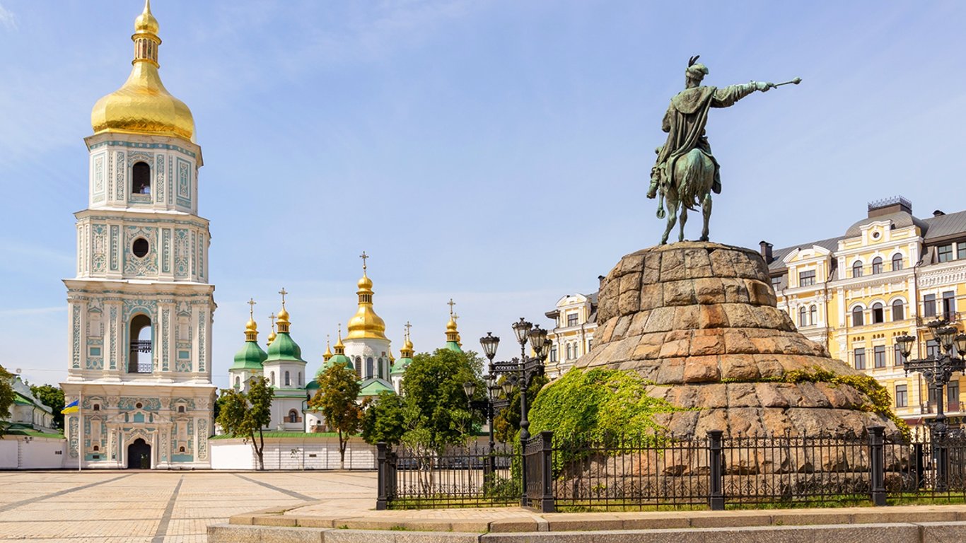 В Киеве продают квартиру с видом на Софийскую площадь: фото жилья ценой больше миллиарда