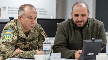 Умєров та Сирський провели розмову з офіцерами країн НАТО — що обговорювали - 285x160