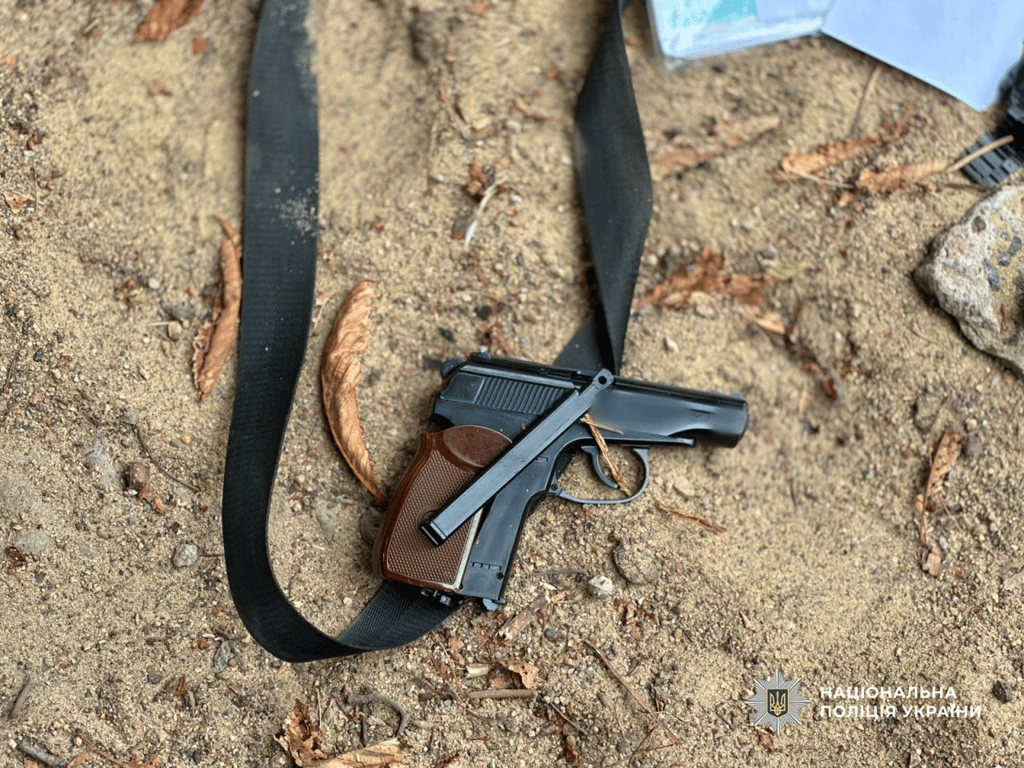 Угнал авто в Одессе, угрожая пистолетом — чем закончилось - фото 1