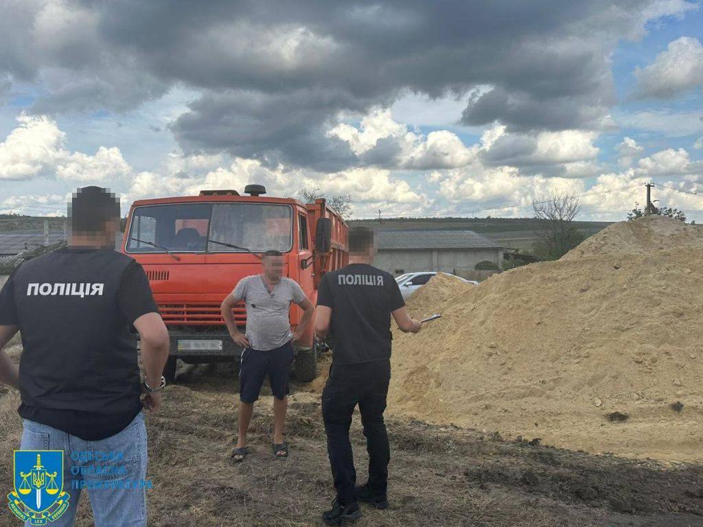 Видобуток піску на Одещині