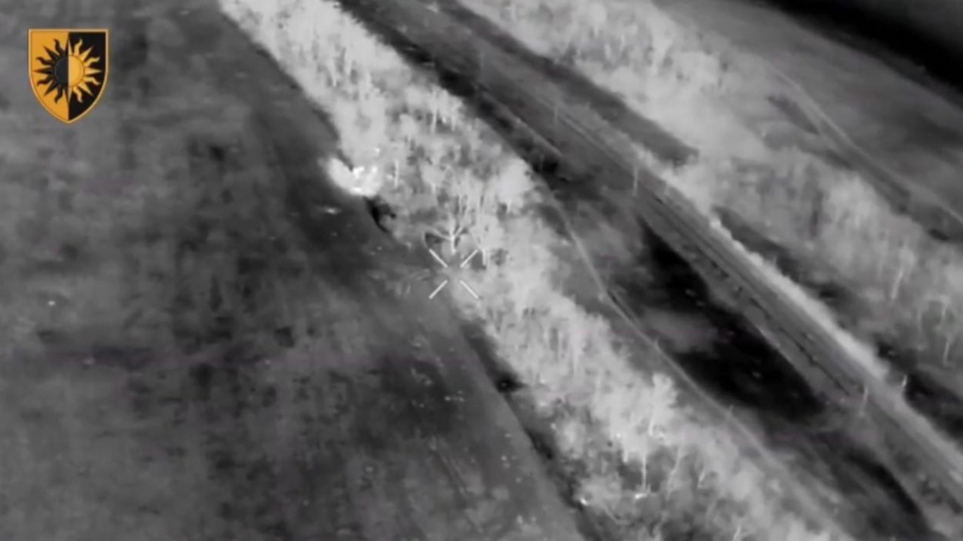 Бійці 22 ОМБр ліквідували ворожу техніку — у командуванні військ показали ефектне відео